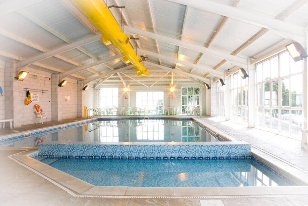 Casa vacanze Modern House In Looe, Near And Bars With Great Views And Free Access To A Nearby Indoor Swimming Pool