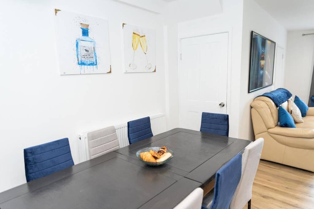 Casa vacanze Modern House In Looe, Near And Bars With Great Views And Free Access To A Nearby Indoor Swimming Pool
