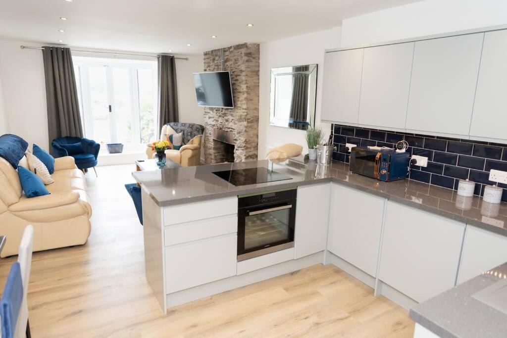 Casa vacanze Modern House In Looe, Near And Bars With Great Views And Free Access To A Nearby Indoor Swimming Pool